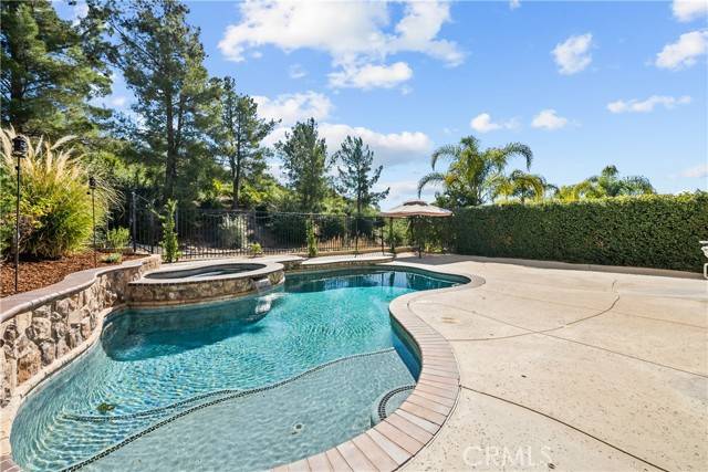 29872 Cambridge AVE, Castaic, CA 91384