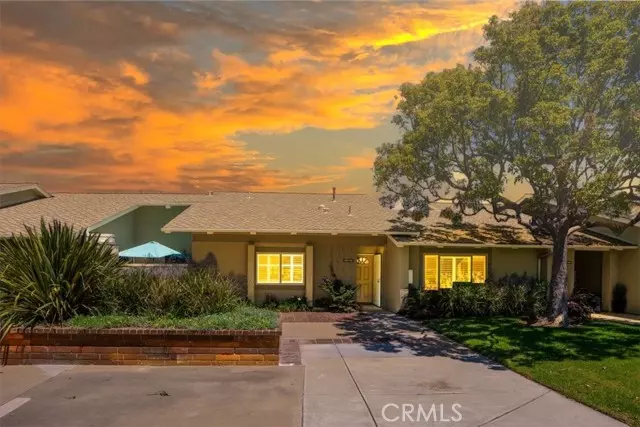 8933 Amador CIR 1316C, Huntington Beach, CA 92646
