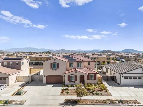 32866 Eastbourne CT, Menifee, CA 92584