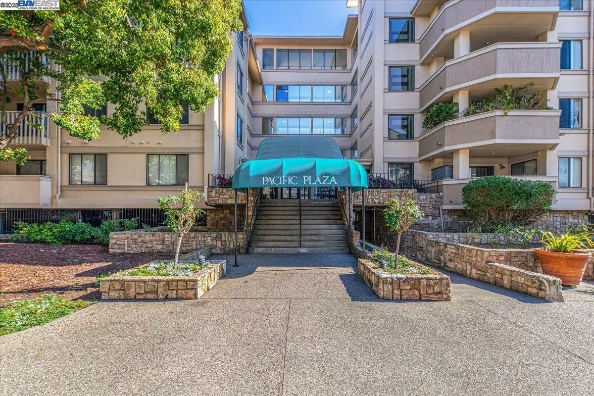 San Leandro, CA 94577-3657,1400 Carpentier St 325