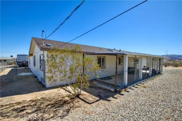 Joshua Tree, CA 92252,4742 Avenida La Mirada