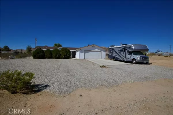 Joshua Tree, CA 92252,4742 Avenida La Mirada