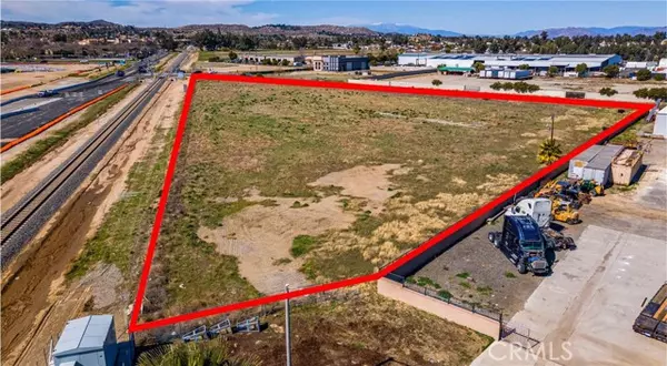 Perris, CA 92570,0 Case