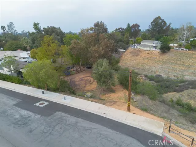 848 W Sunset DR, Redlands, CA 92373