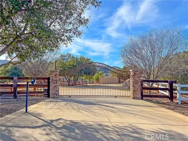 Murrieta, CA 92562,41215 Avenida De Los Posas