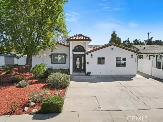 23800 Mobile St, West Hills, CA 91307