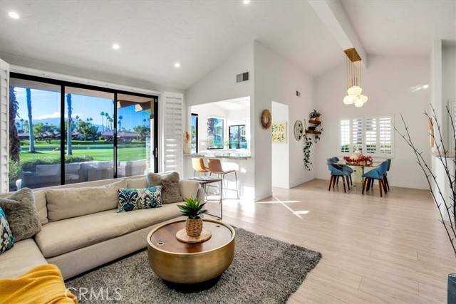 31 Blue River DR, Palm Desert, CA 92211