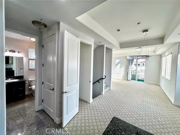 San Clemente, CA 92672,408 AVENIDA SANTA BARBARA A