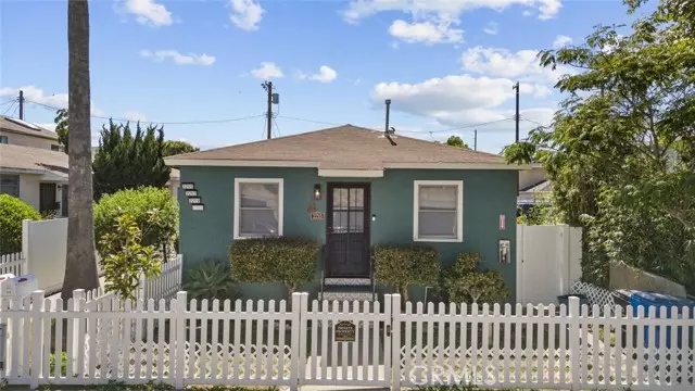 2215 S Mesa ST, San Pedro, CA 90731