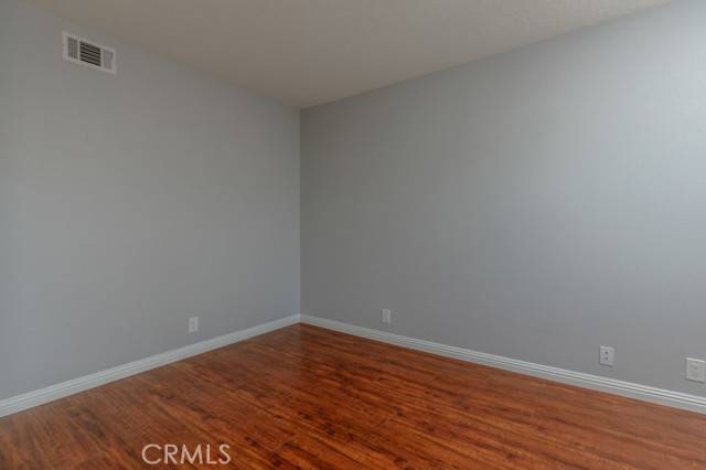 Signal Hill, CA 90755,2215 Molino AVE C