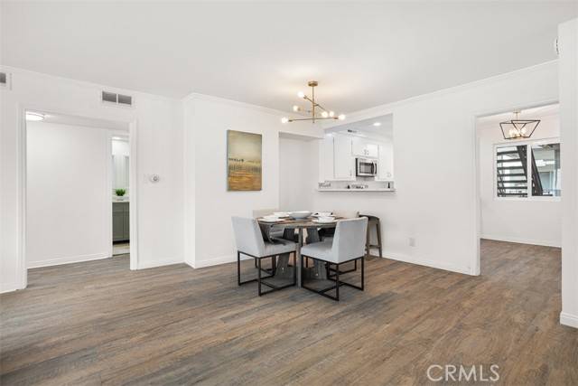 Toluca Lake, CA 91602,4445 Cartwright AVE 207