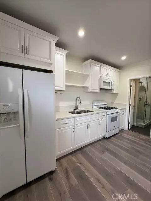 10556 El Dorado AVE, Pacoima, CA 91331