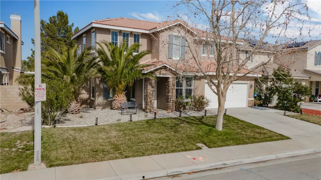 3157 Club Rancho DR, Palmdale, CA 93551