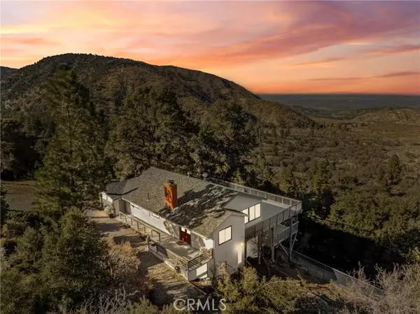 5559 Orchard DR, Wrightwood, CA 92397