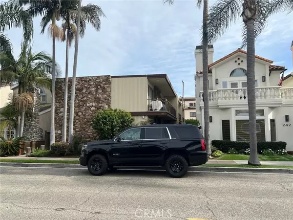 244 5th ST, Seal Beach, CA 90740