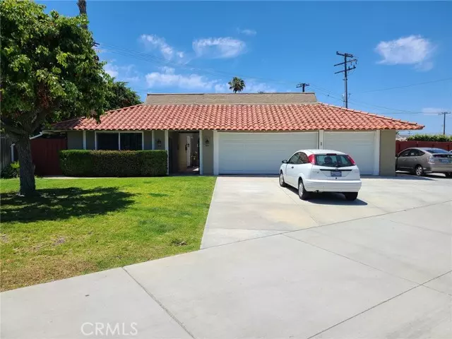 3133 Coral AVE, Costa Mesa, CA 92626