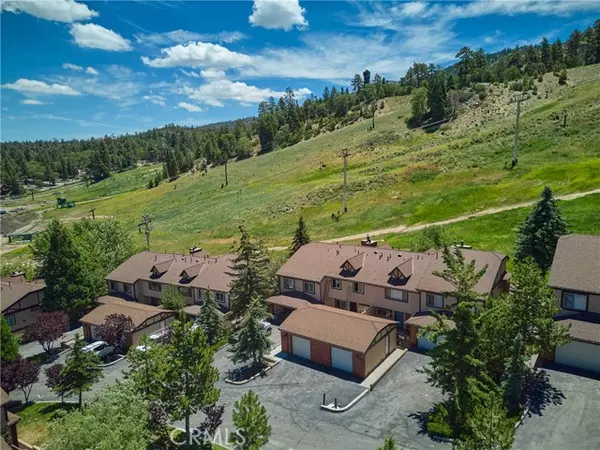 Big Bear Lake, CA 92315,1377 Club View DR 14