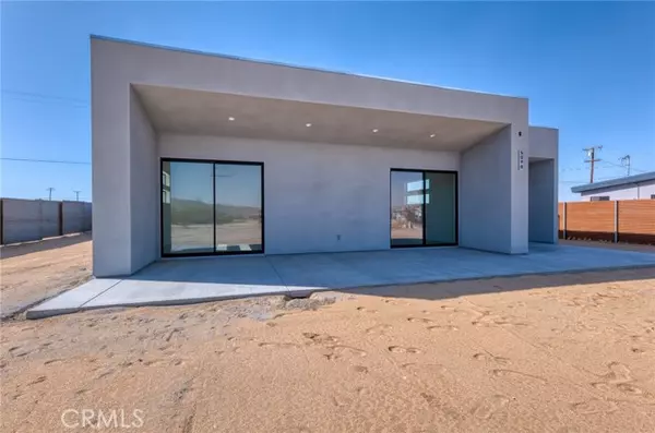 Joshua Tree, CA 92252,5090 1st ST