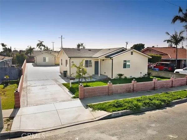 Downey, CA 90241,7314 Luxor ST