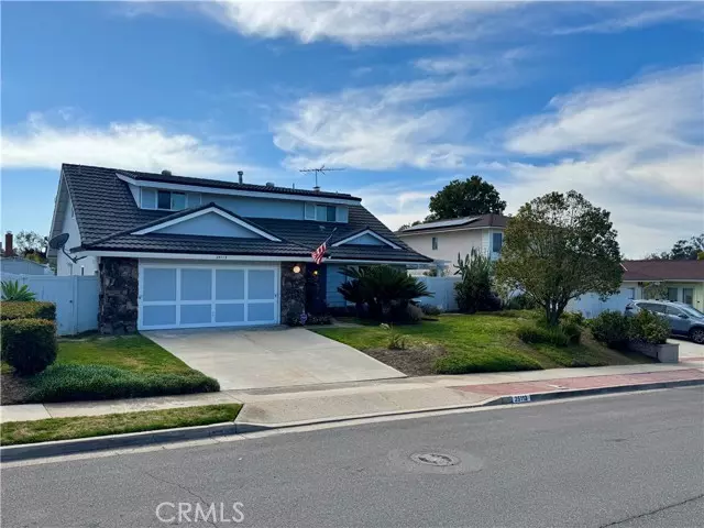 Laguna Hills, CA 92653,25112 Vespoucci