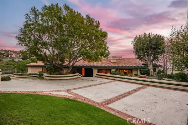 Palos Verdes Estates, CA 90274,940 Paseo La Cresta