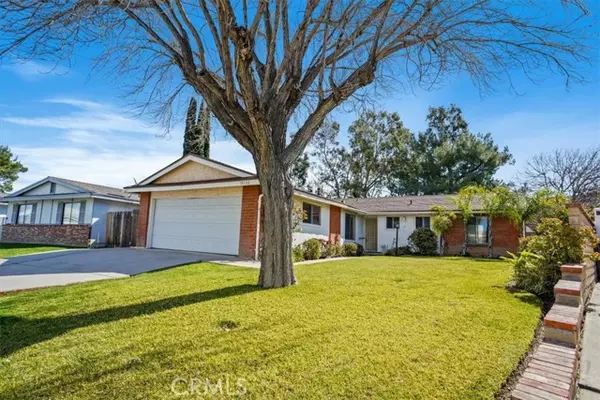 Newhall, CA 91321,19126 Friendly Valley PKWY