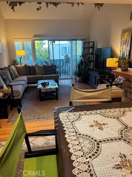 5700 Etiwanda AVE 271, Tarzana, CA 91356