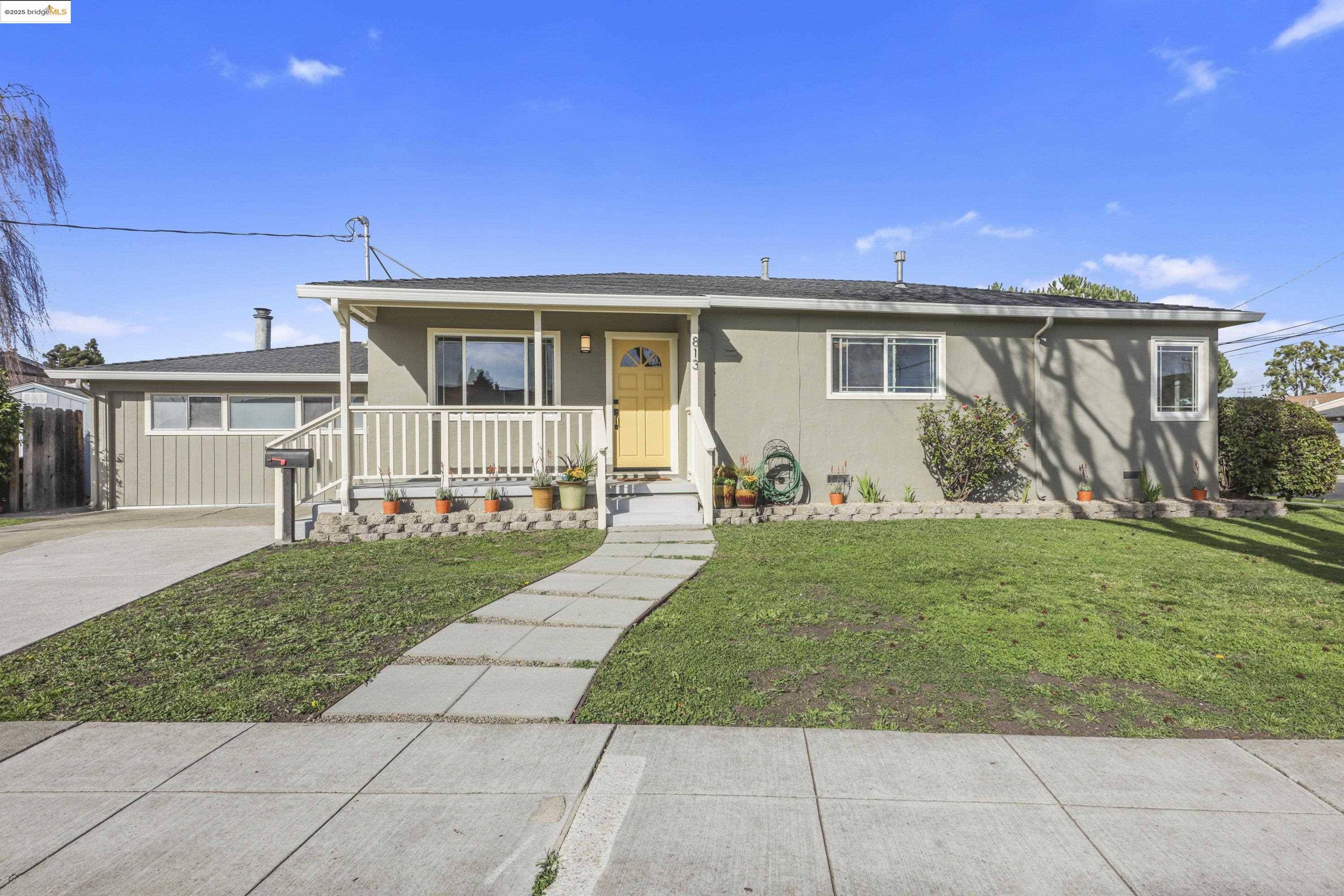 813 Adeline St, Hayward, CA 94544