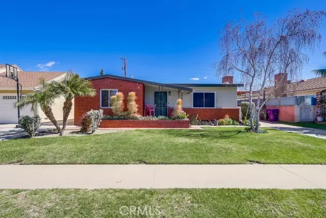 Long Beach, CA 90815,2236 San Vicente AVE