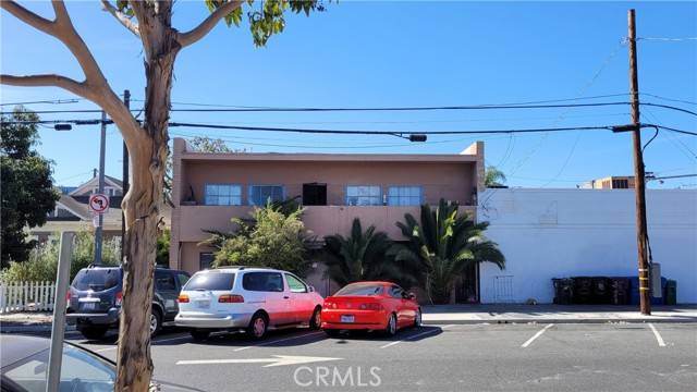Long Beach, CA 90802,341 Bonito AVE