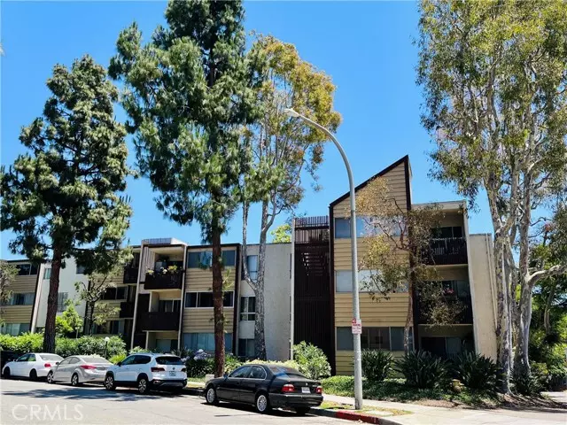 Culver City, CA 90230,6050 Canterbury DR F206