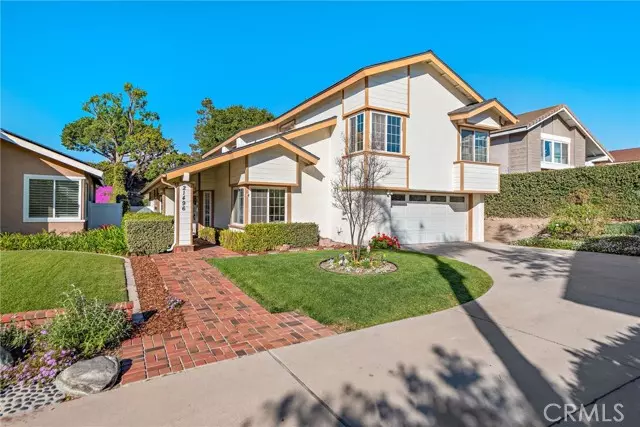 21496 Camino Papal, Lake Forest, CA 92630