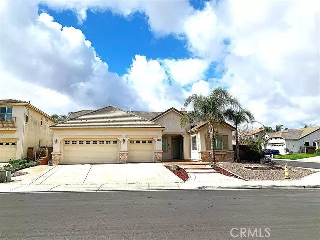 7977 Anza Vista CT, Eastvale, CA 92880