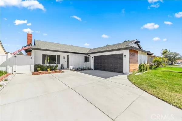 Huntington Beach, CA 92647,17832 Carranza LN