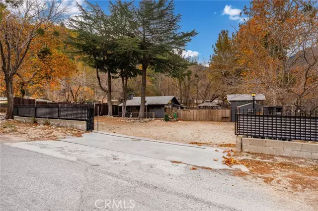 13993 Middle Fork RD, Lytle Creek, CA 92358