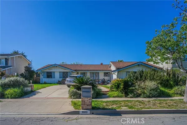 1809 Celeste LN, Fullerton, CA 92833