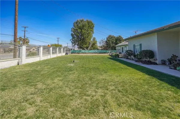 Bloomington, CA 92316,17643 Santa Ana AVE