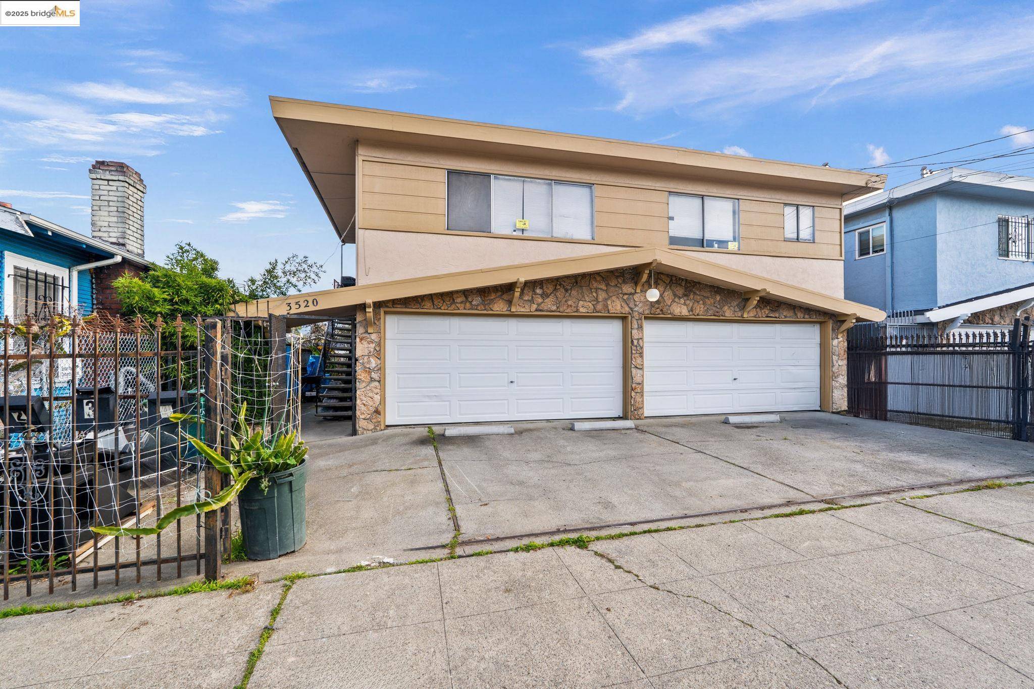 Oakland, CA 94601,3520 Custer St