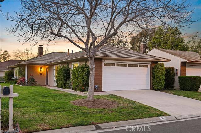 Irvine, CA 92612,8 Dogwood