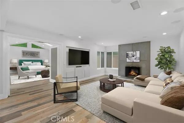 Huntington Beach, CA 92649,17212 Lynn LN