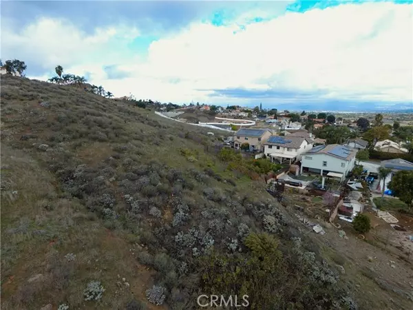 Riverside, CA 92505,0 271181015 DR