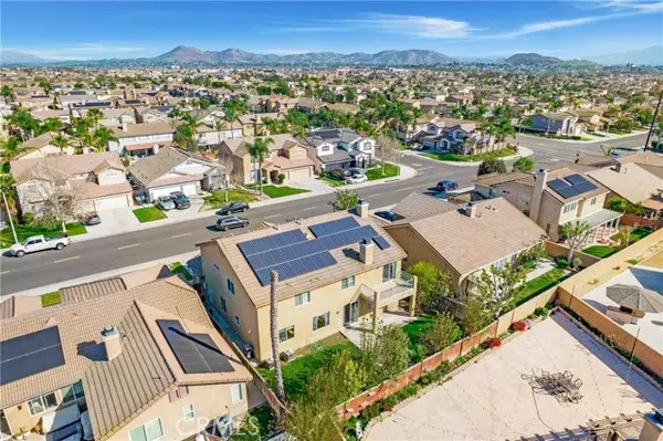 Eastvale, CA 92880,6955 Cedar Creek RD