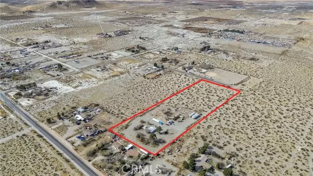 1494 El Mirage RD, Adelanto, CA 92301