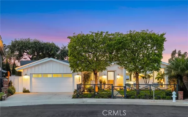 Costa Mesa, CA 92627,223 Robinhood PL