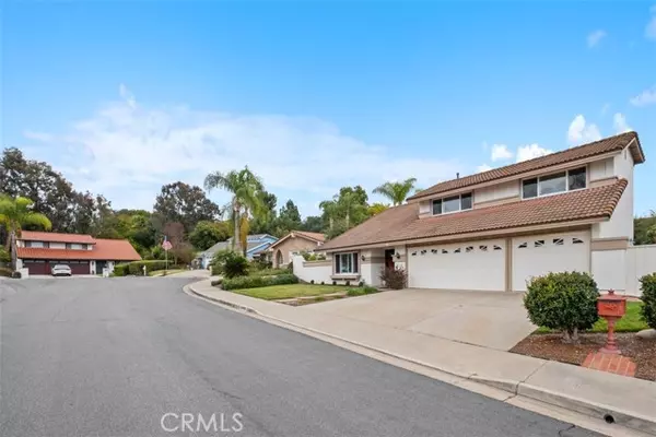 Mission Viejo, CA 92691,24266 Cataluna