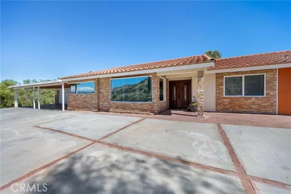 2898 Calmgarden RD, Acton, CA 93510