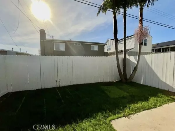 Costa Mesa, CA 92627,271 Knox ST