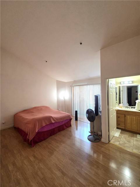 Panorama City, CA 91402,9146 Tobias AVE 3