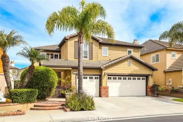 7403 Marisa DR, Huntington Beach, CA 92648