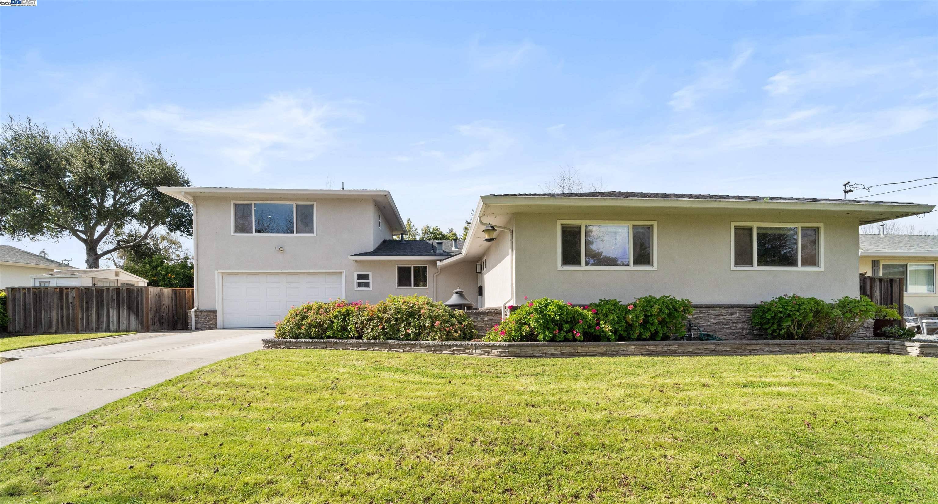 357 Washburn Dr, Fremont, CA 94536